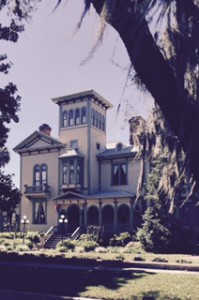 Example of Italianate style which was also used for Fernandina's court building built in the late 1800s.  It is still in use today. 