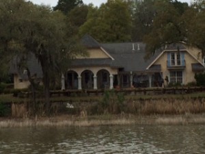 An example of one of the little cottages that line the ICW.