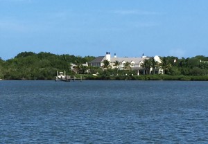 A cozy ICW cottage just outside Vero Beach.